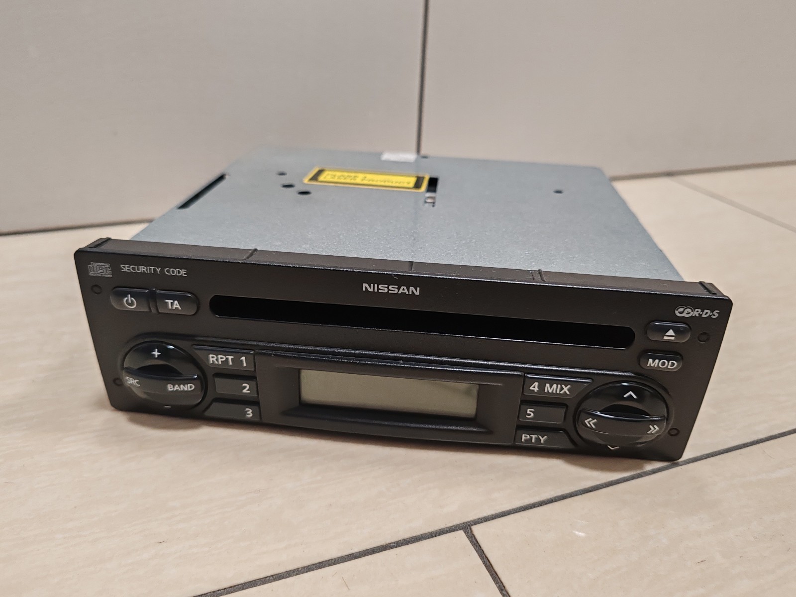 Nissan Note E11 CD player radio player radio 7645389318 unknown security code
