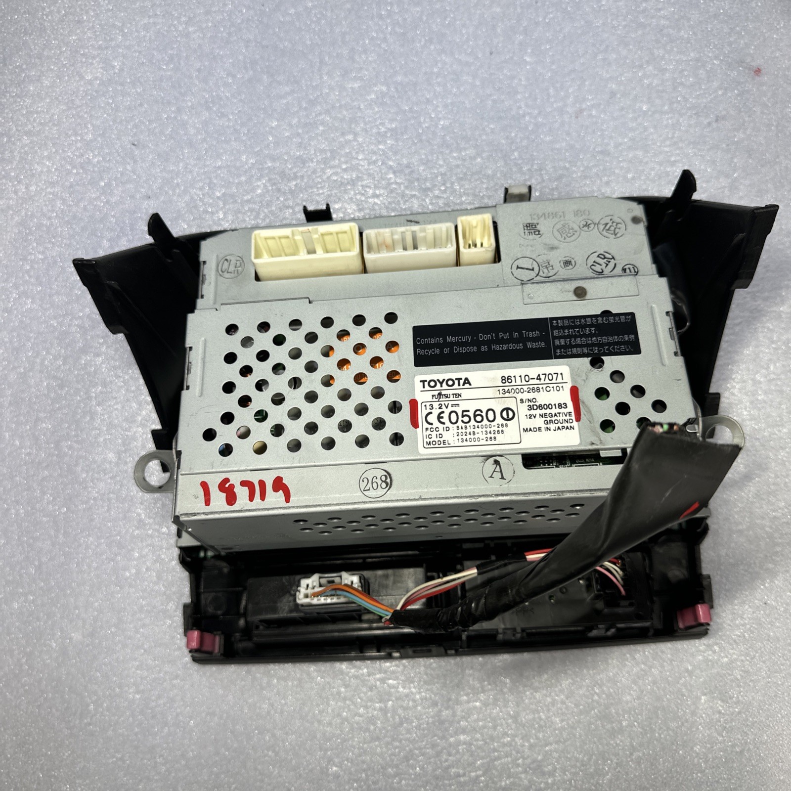 2004-2006 Toyota Prius Navigation GPS Information Display Screen 86110-47071 OEM