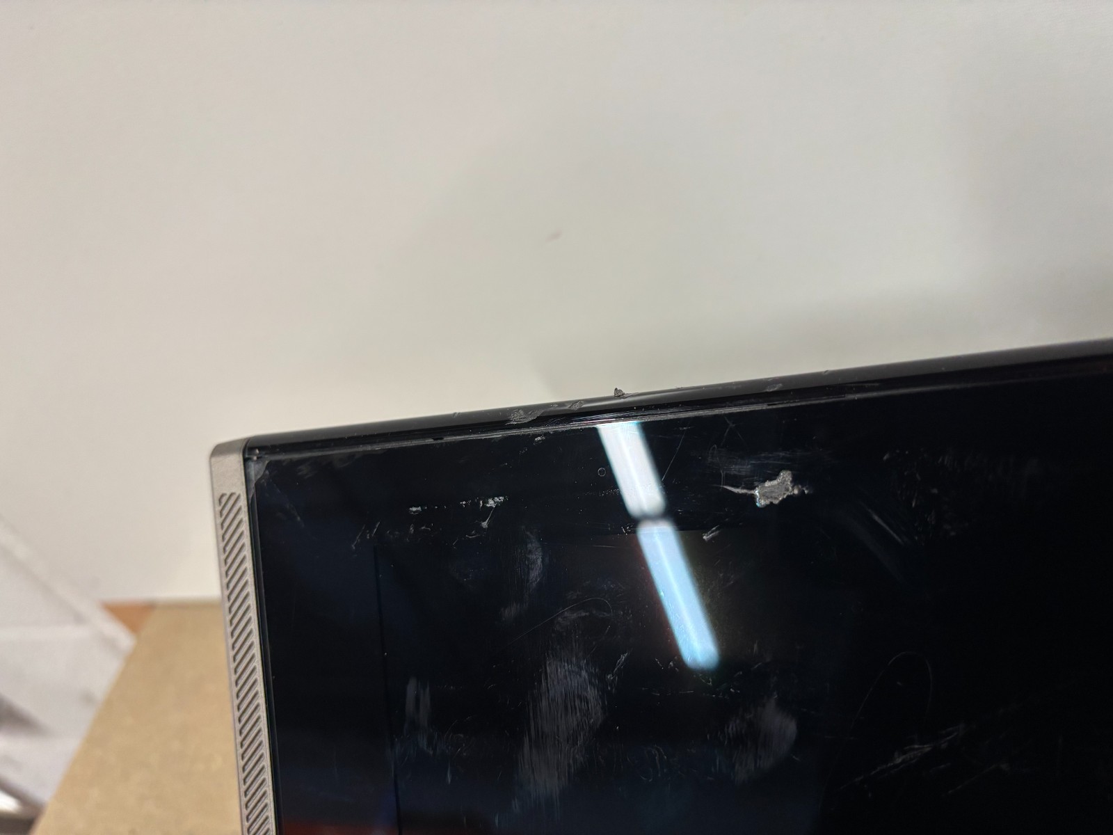 GM OEM 2025-2026 Hummer EV 86568211 Media Touchscreen Display Unit Screen
