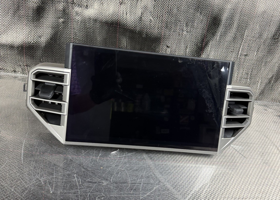 2022 – 2026 Toyota Tundra Sequoia 14” Display Radio Receiver *Never Installed*