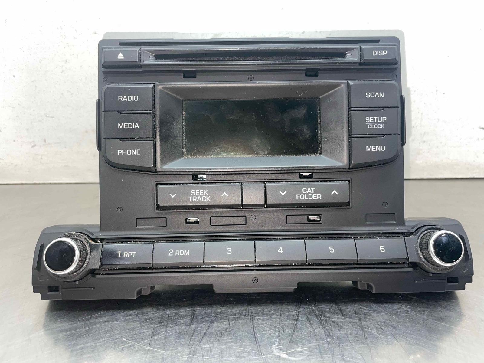 2017 Hyundai Elantra Sedan OEM AM/FM Radio Receiver CD Player 96170-F2110UAT 18