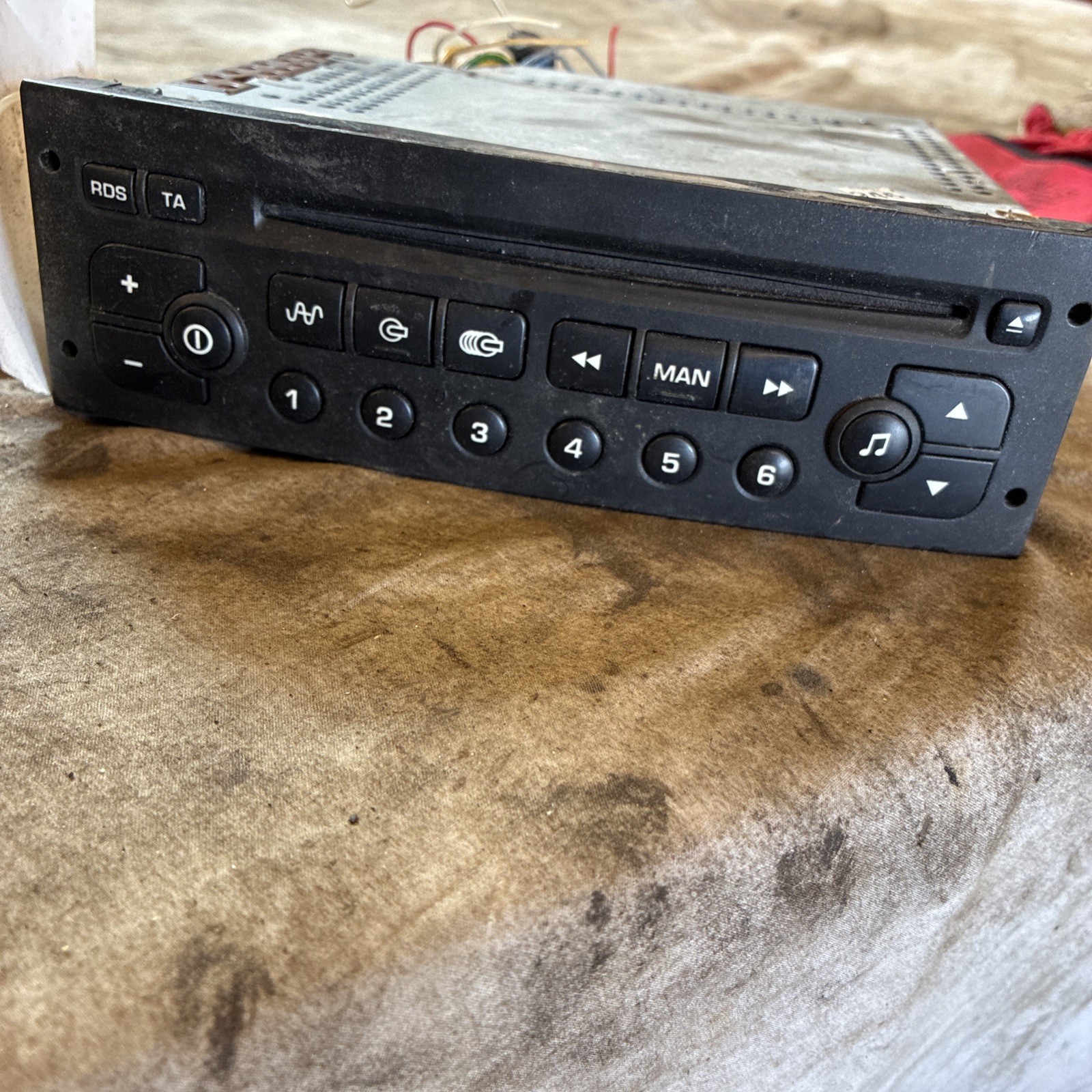 Peugeot 206 Radio CD 1999-02 #75723 Box #30 VDO 964514597700