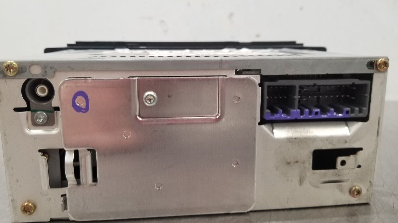 03 DODGE RAM 2500 RADIO AUDIO RECEIVER HEAD UNIT 05064354AJ