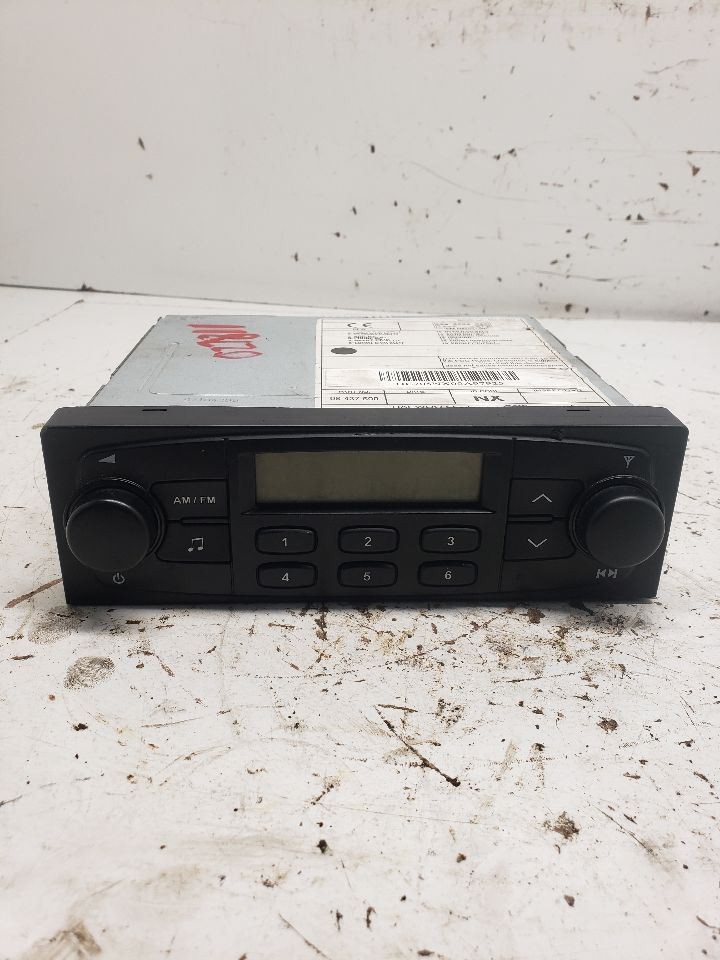 2004-2006 Chevrolet Aveo Radio 08 Stereo Receiver OEM 1365336