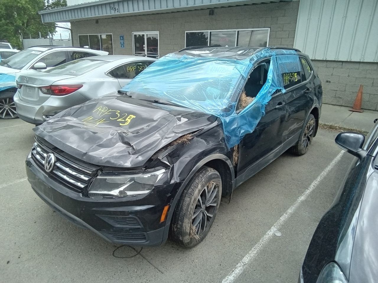 Audio Equipment Radio Receiver Center Dash Mounted Fits 18-20 TIGUAN 33132667