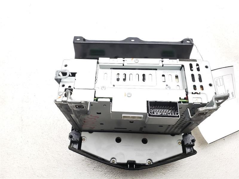 03-07 Accord Audio Equipment Radio ID 7BK0 CD 6 Disc 120 Watt OEM 39175SDAA11