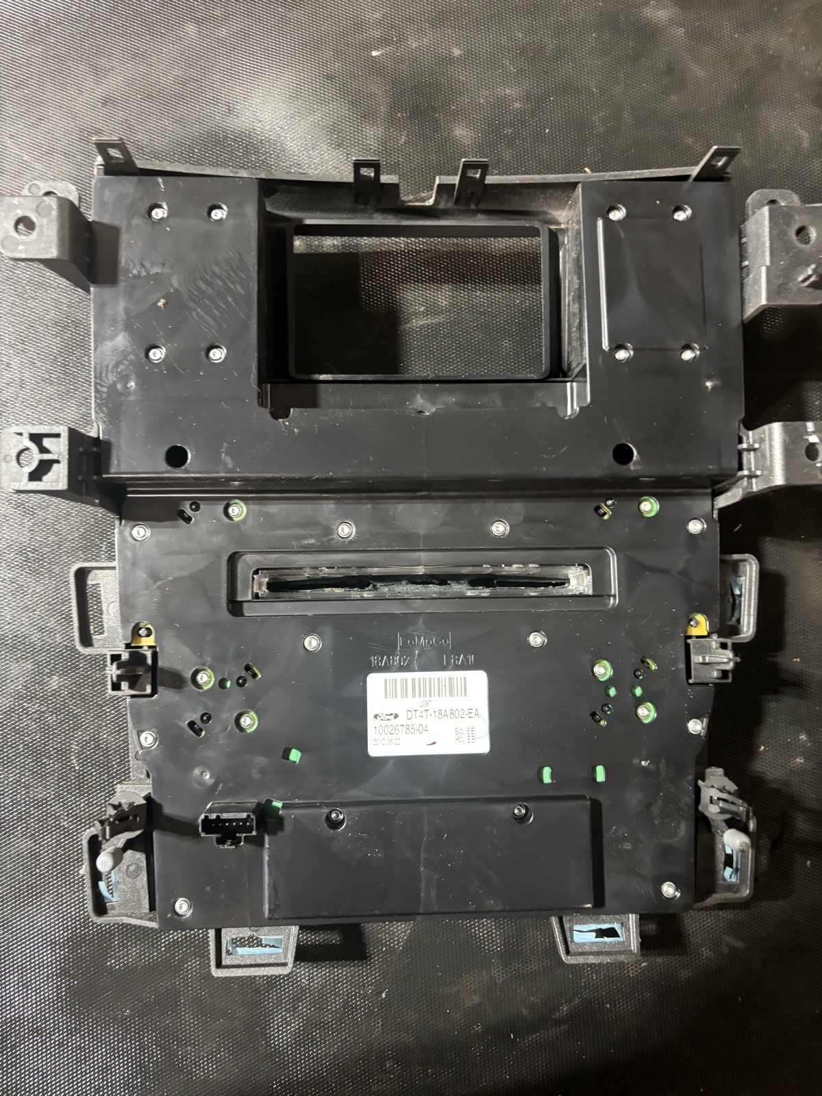 2013 Ford Edge AM FM RADIO Faceplate OEM DT4T18A802EA FOR PARTS NOT WORKING
