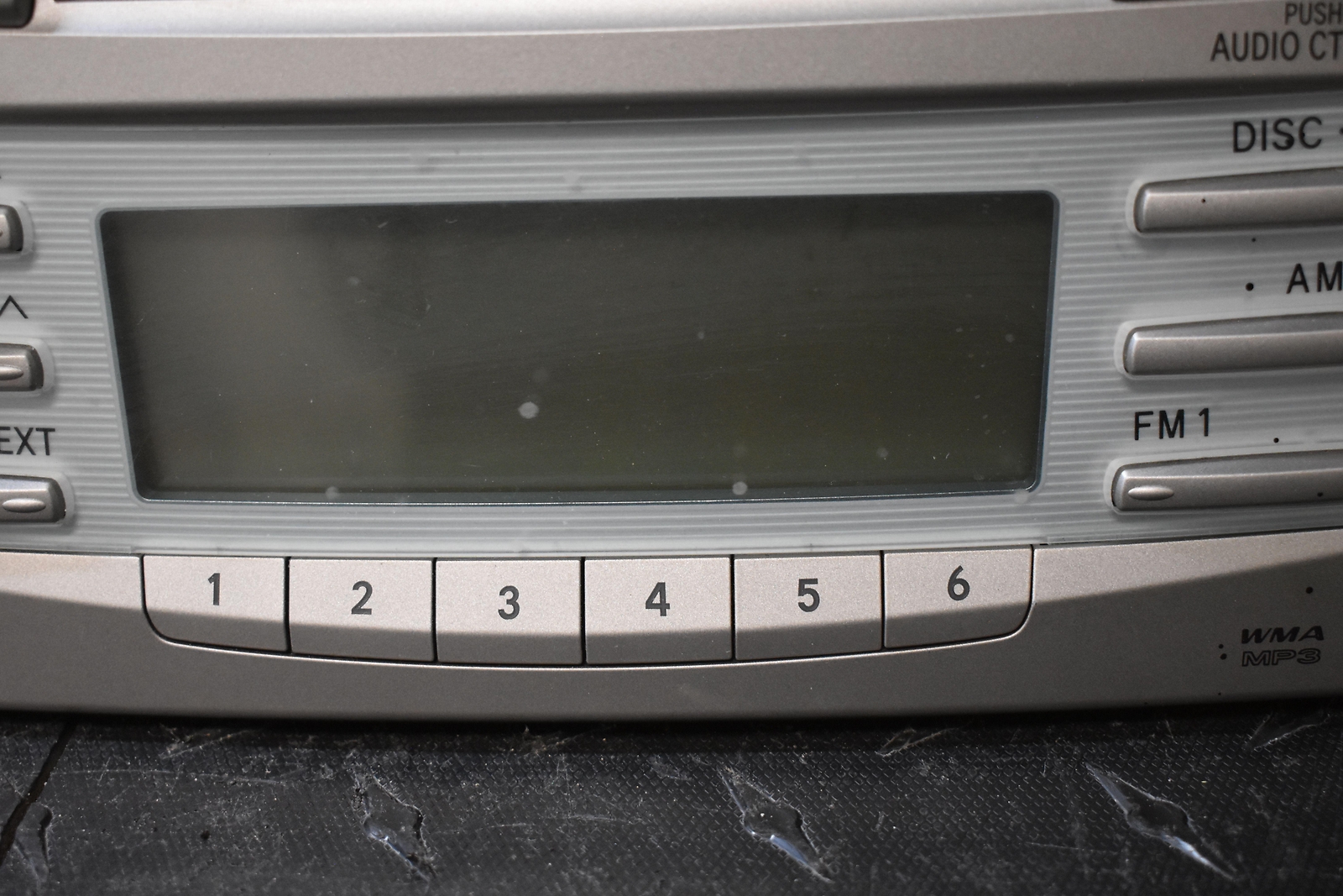2007 – 2009 Toyota Camry AM FM CD MP3 WMA Stereo Radio Receiver 8612033890