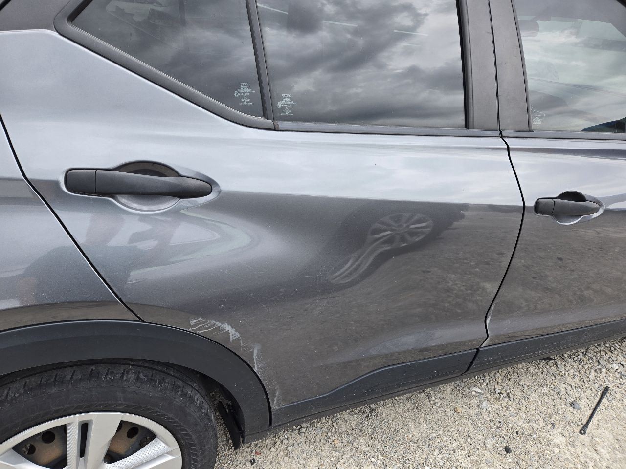 2018-2020 Nissan Kicks S Radio Display and Receiver