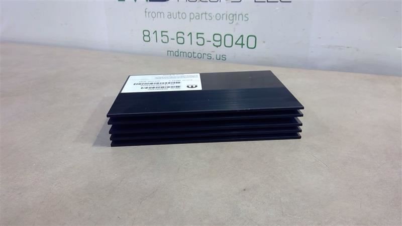 2017 – 2022 DODGE CHARGER AUDIO RADIO AMPLIFIER CONTROL MODULE 68303975AC