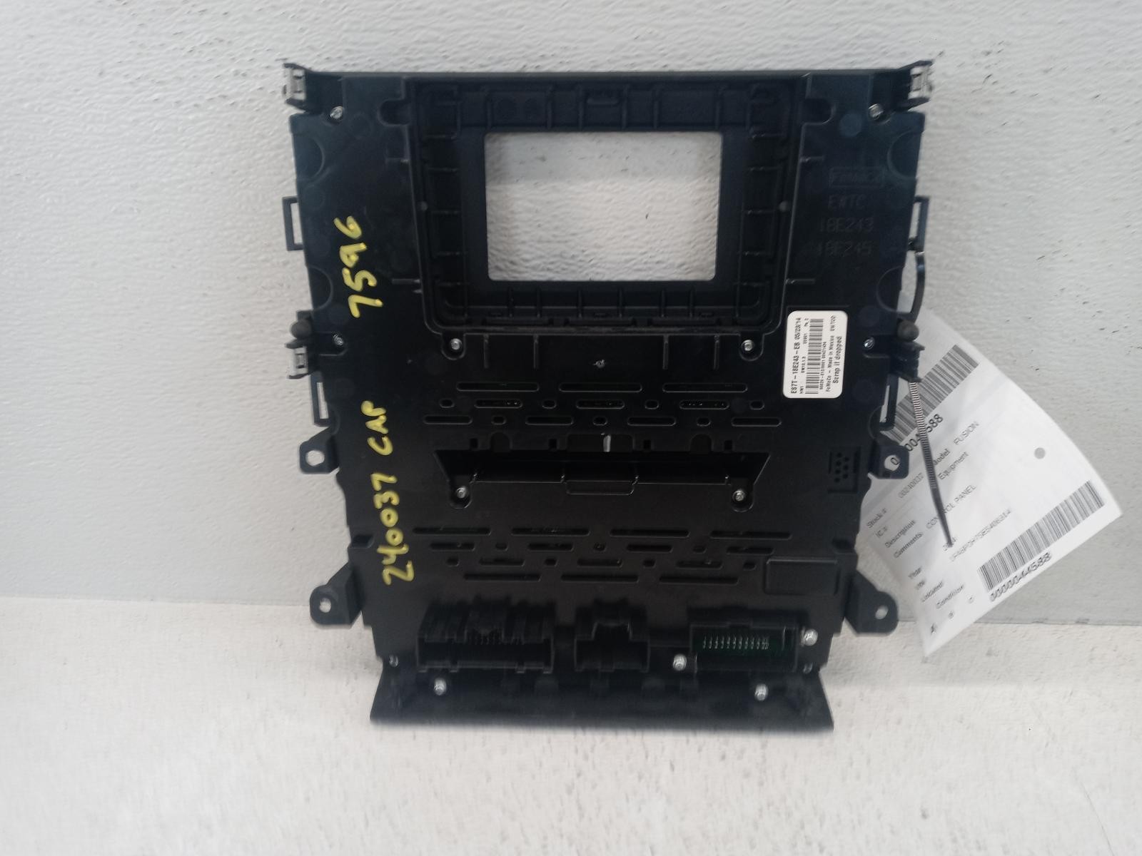 14 15 Ford Fusion Radio Control Panel ID ES7T-18E243-EB **May Need Programming**