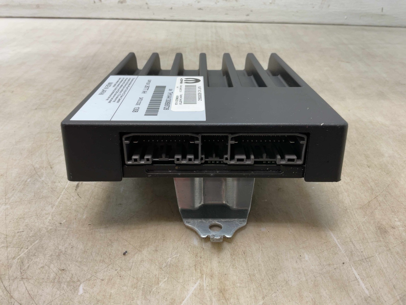 Jeep Wrangler JL OEM Factory Premium Sound Alpine Amplifier 2018-2024 178638