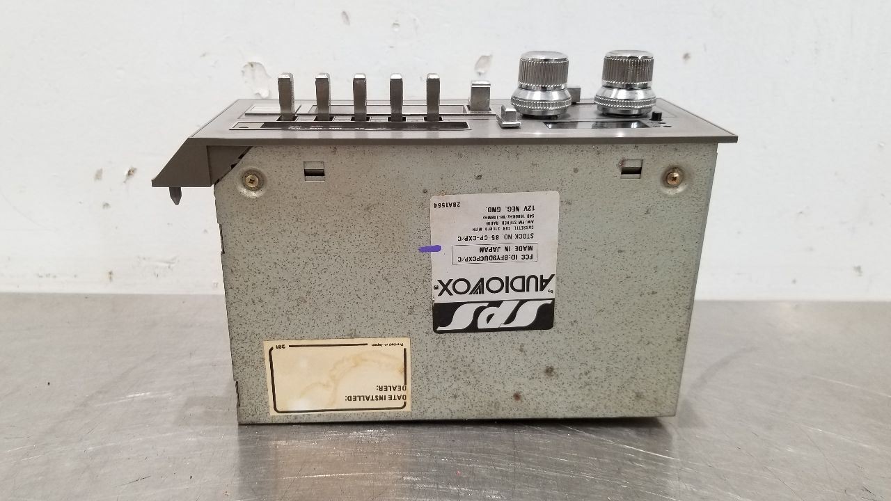 86 DODGE 100 RADIO AUDIO RECEIVER HEAD UNIT AUDIOVOX 85-CP-CXP/C