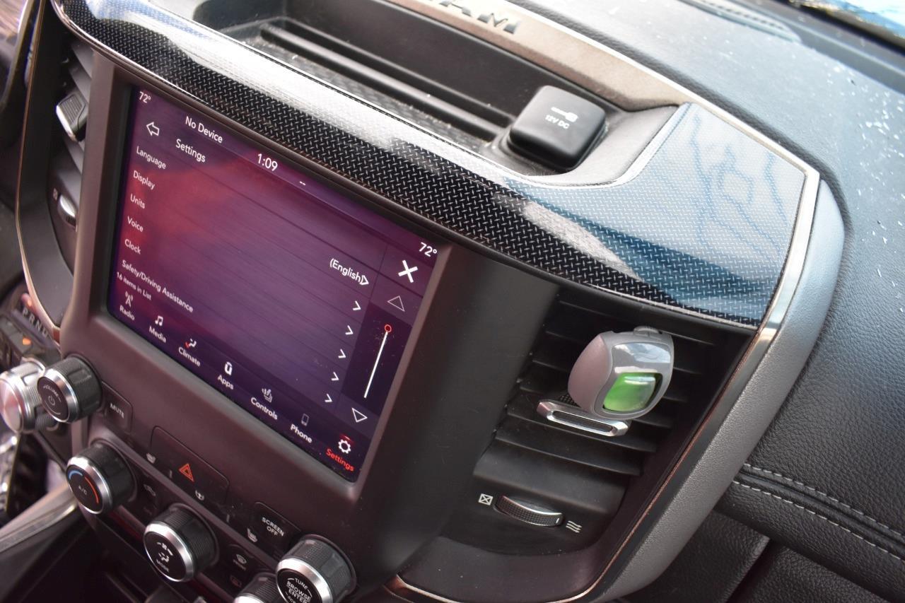 2019 RAM 1500 8.4″ UCONNECT 4 OEM RADIO W/ CONTROL PANEL & RECEIVER UCM NON-NAV
