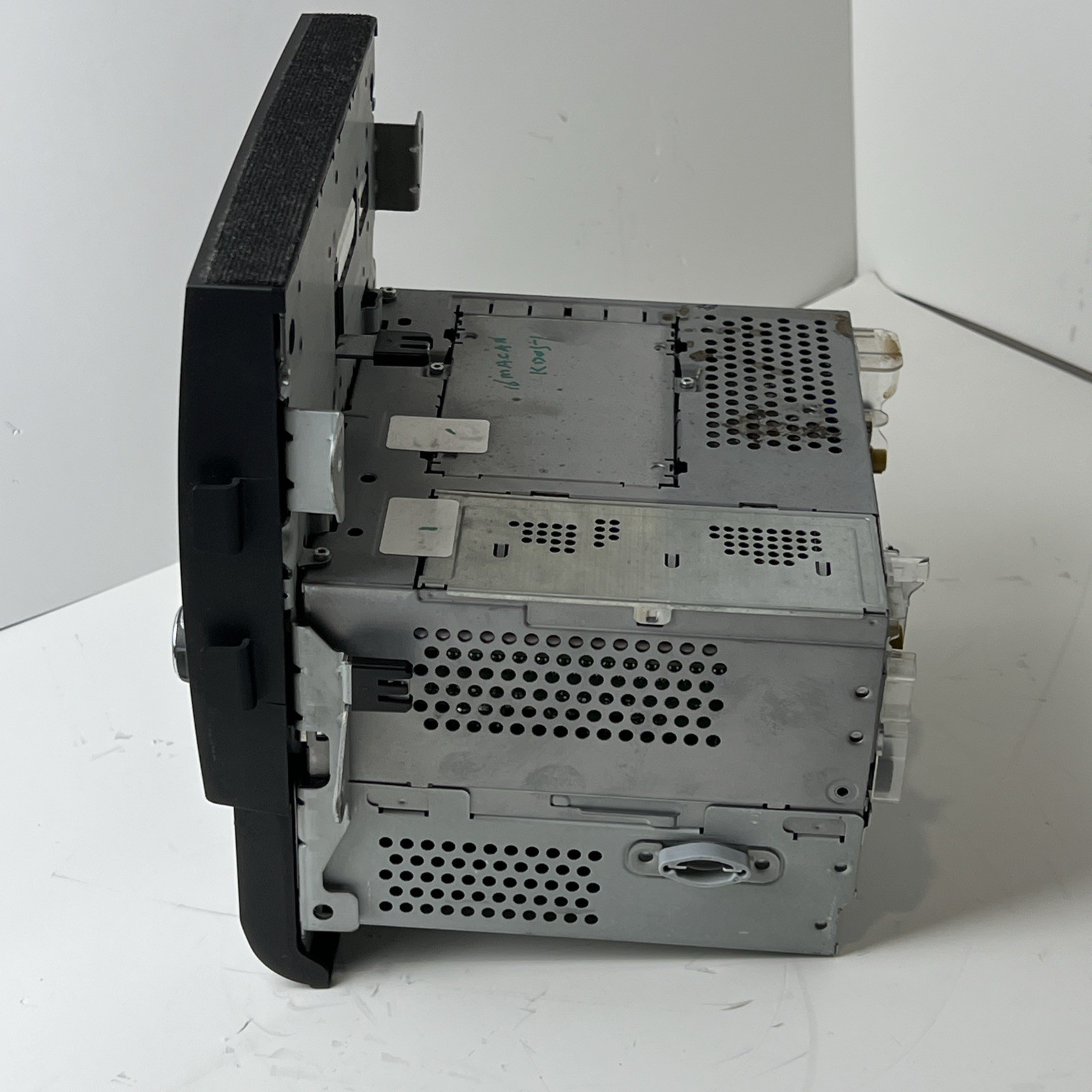 2016 PORSCHE MACAN COMMAND HEAD UNIT NAVIGATION RADIO 95B035963 OEM