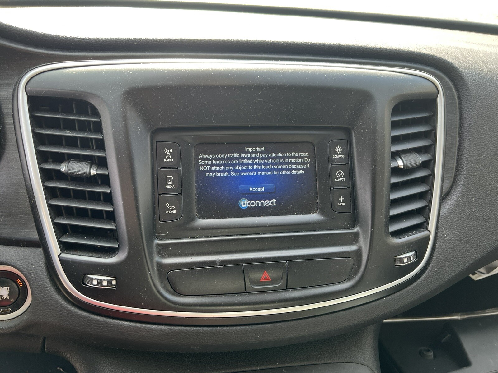 2015-2017 Chrysler 200 VP2 Bluetooth Satellite Radio Display Screen P68226693AD