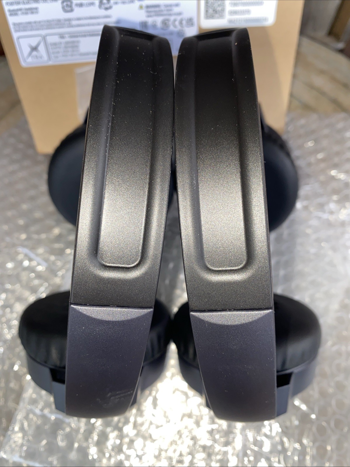 FOSTER ELECTRIC Bluetooth Headphones 22-26 Chevy GM Rear Entertainment NEW BOX