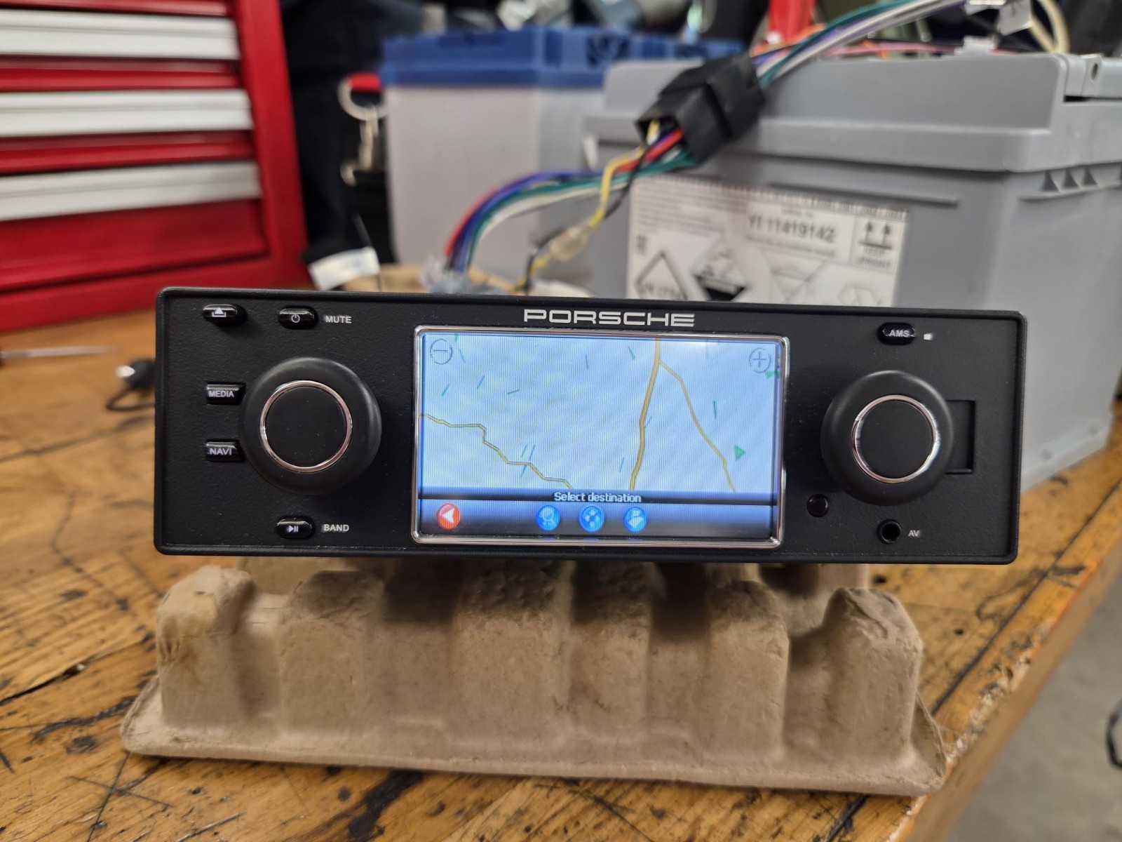 Porsche Classic Communication Management PCCM 1-DIN Radio – 91164519100 – Mint C