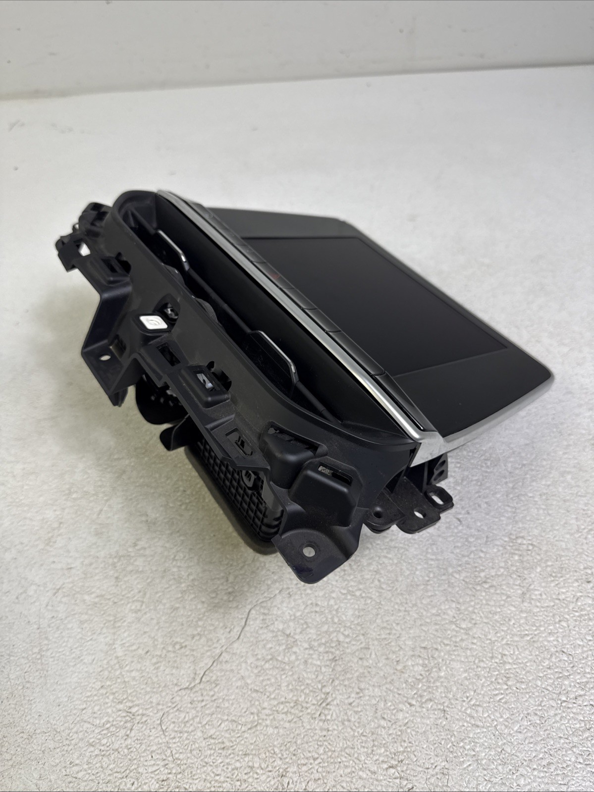 2022-2025 Jeep Compass 8.40 Touchscreen Display Receiver 68453429AI OEM