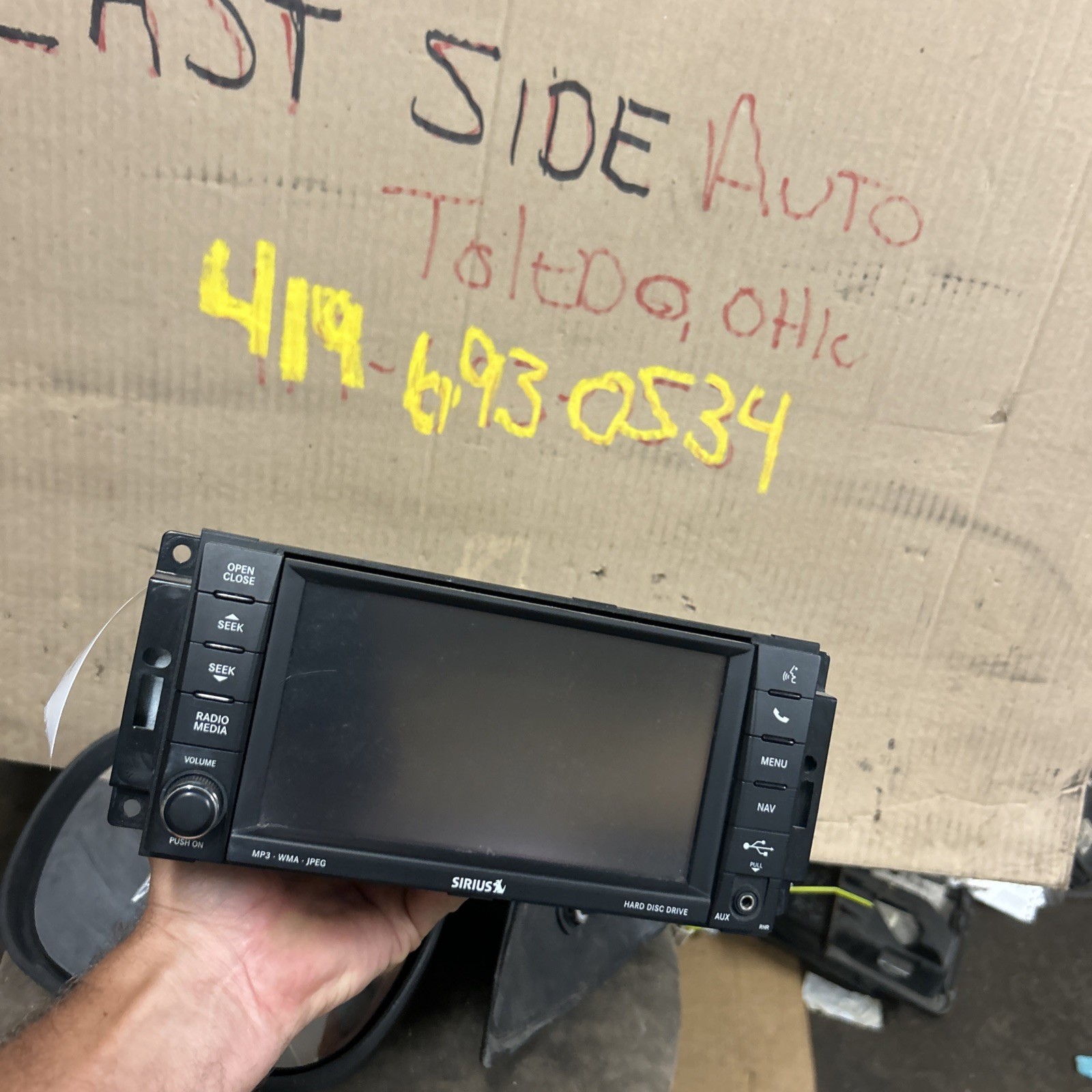 20 11–13 Chrysler 200/Challenger Am Fmcd Mp3 Hdd Navigation Radio Id RHR