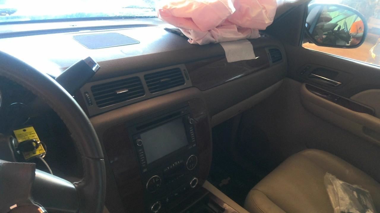 Audio Equipment Radio Opt Uvb ID 25894202 Fits 08-09 TAHOE 1944493