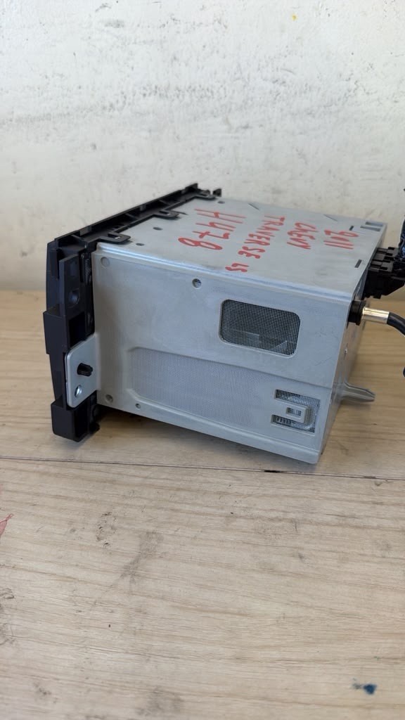 2011 Chevy Traverse LS AM/FM CD Radio Receiver Stereo Head Unit OEM GM H478