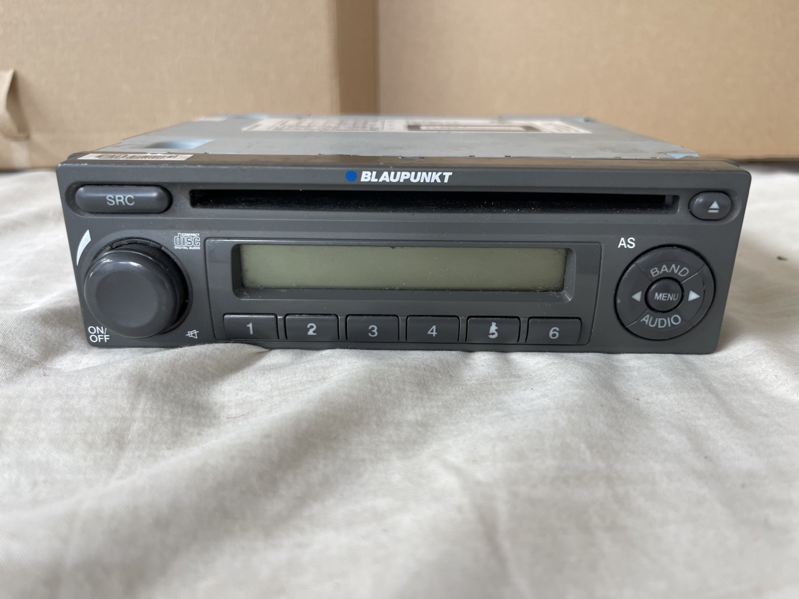 FIAT PANDA STEREO CD PLAYER 7648730516 blaupunkt