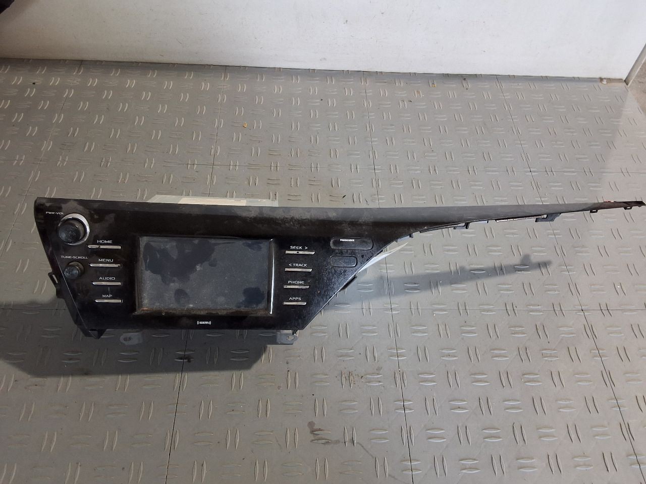 2018-2020 Toyota Camry Radio Display And Receiver ID 86140-06D20