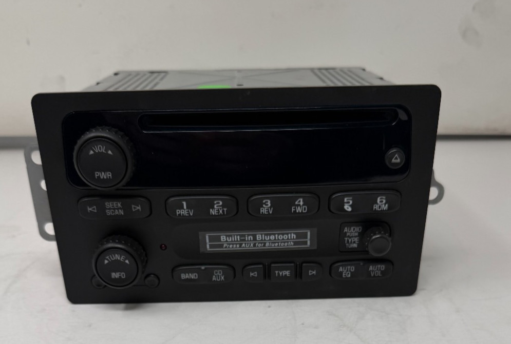 OEM GM CHEVROLET AM FM CD BLUETOOTH RADIO 10359566 FREE SHIPPING