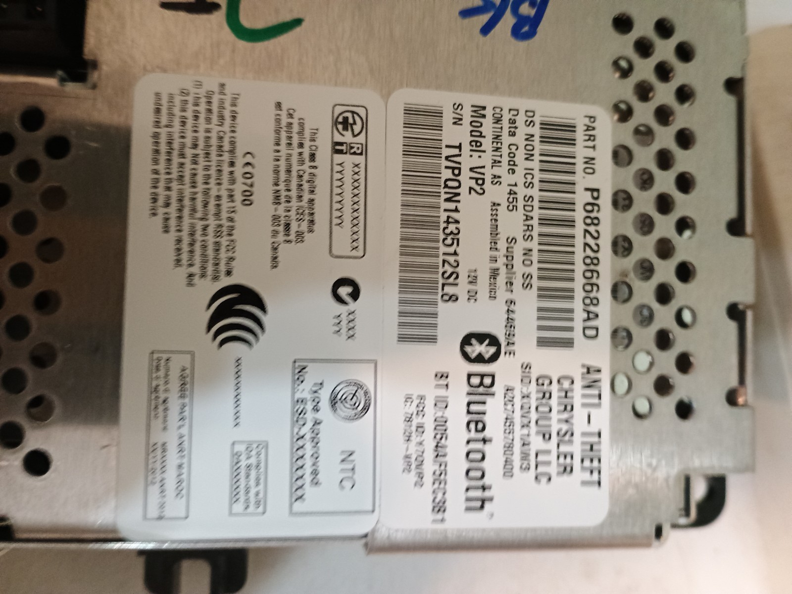 5″ U Connect VP2 RA2 Ram 13-18 Factory Radio P68228668AD For Parts Not Working.