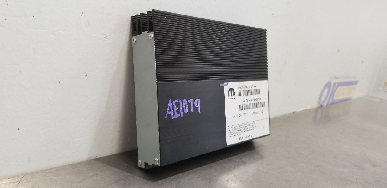 19 DODGE CHALLENGER RD7 AMPLIFIER AMP 68425657AA
