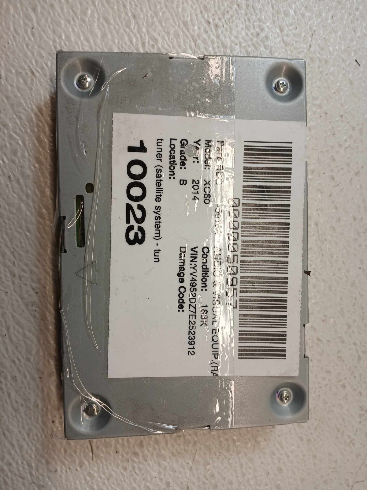2014-2015 Volvo XC60 Satellite Radio Tuner Module OEM *May Need Programming*