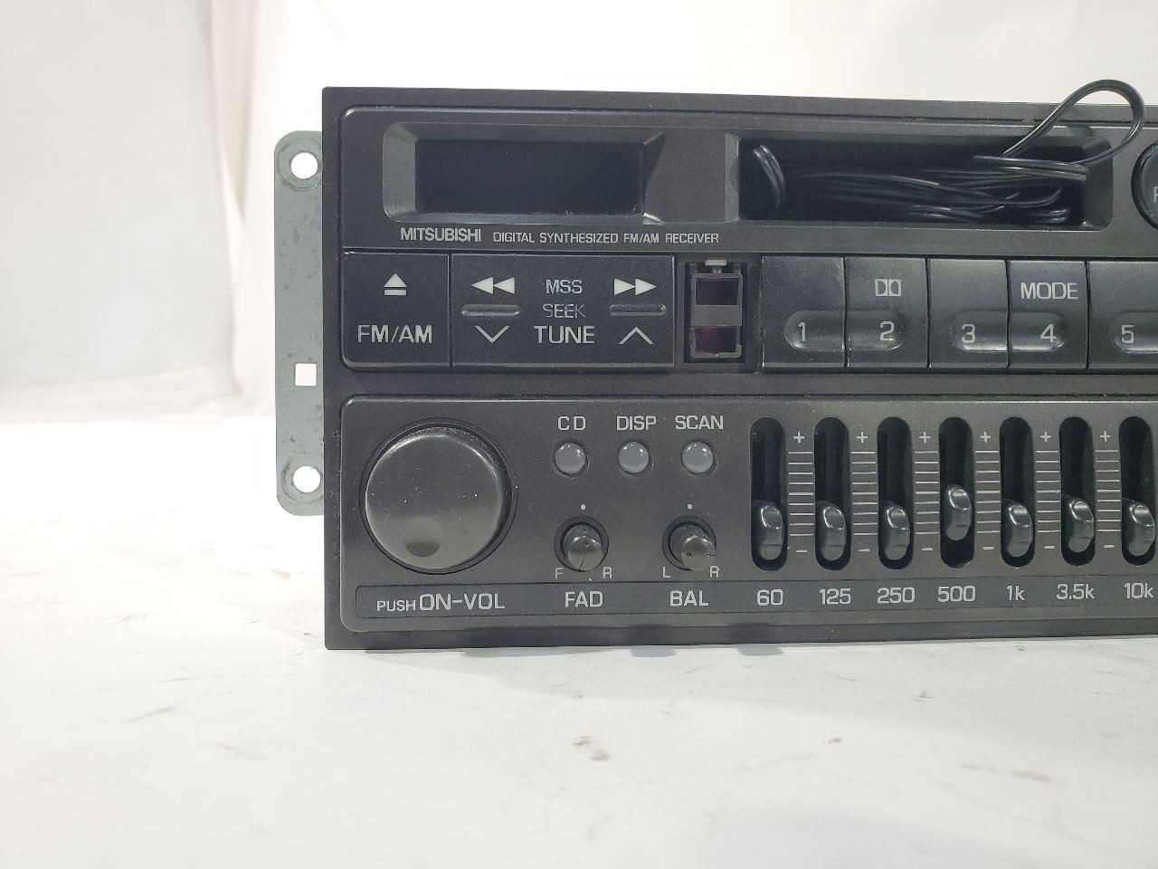 1993 1996 Mitsubishi 300GT OEM Radio Audio Receiver MB942703