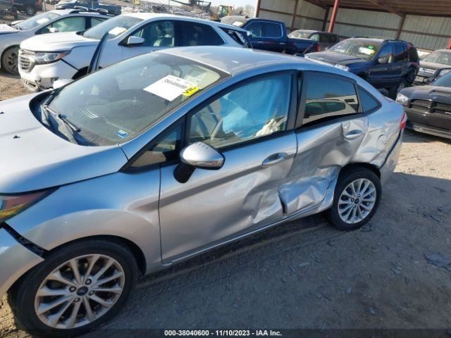 Audio Equipment Radio Receiver AM-FM-CD-MP3 Fits 14-15 FIESTA 384968