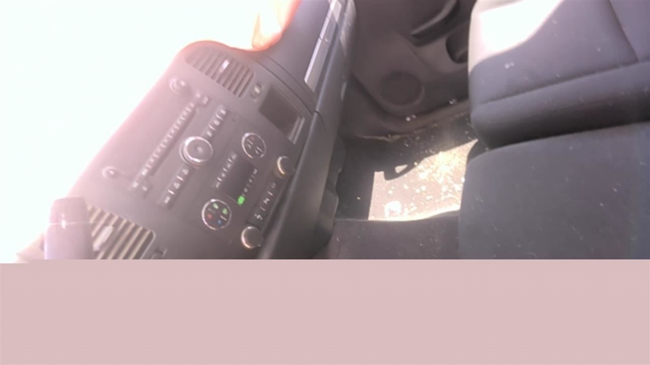 Audio Equipment Radio AM-FM-CD-MP3-USB Fits 11-21 EXPRESS 2500 VAN 30682619