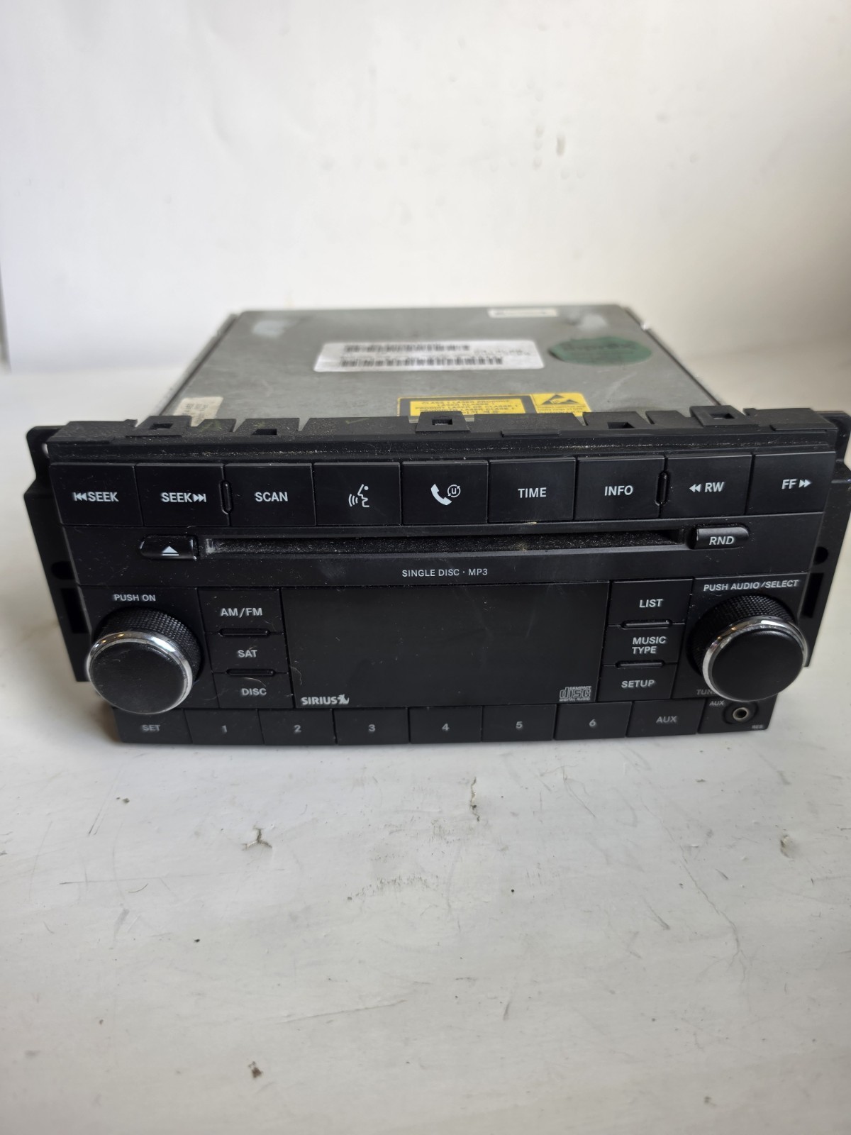 2007-14 Chrysler Dodge Jeep OEM Radio AM/FM CD Player RES Aux Input P05064420AF