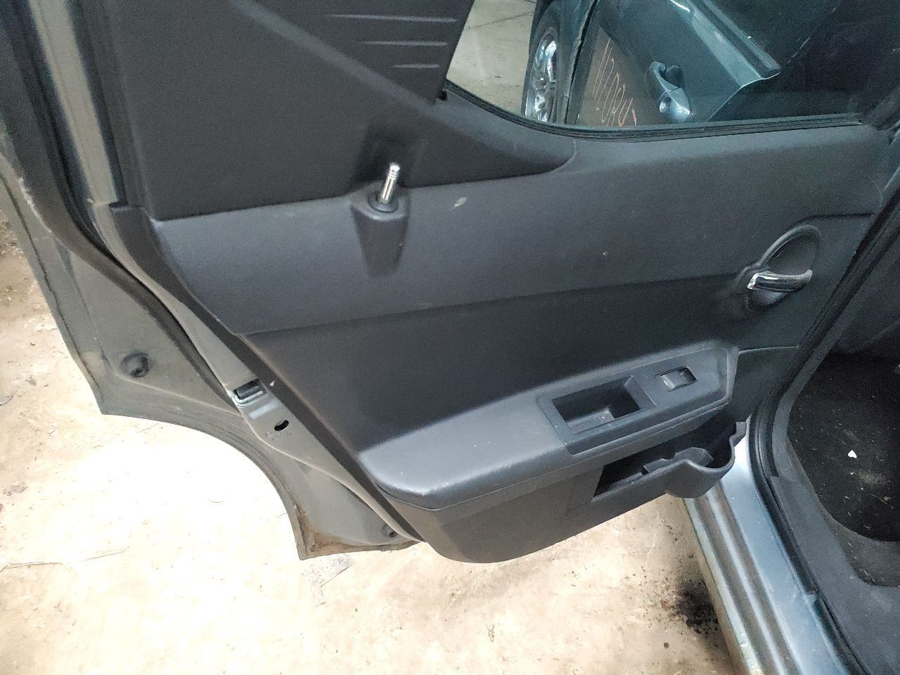 Audio Radio Display And Receiver Radio ID RES Fits 08-10 300 1772167