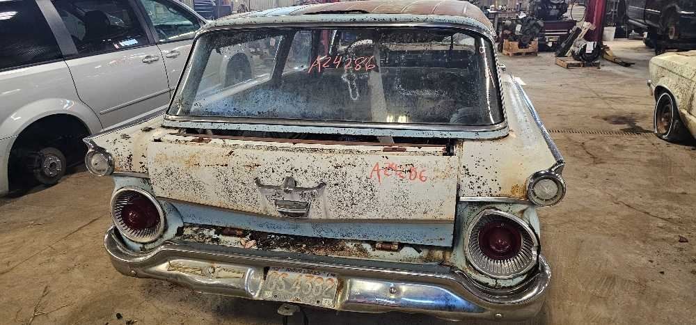 AM Radio Untested Fits 1959 FORD PASS 1073729
