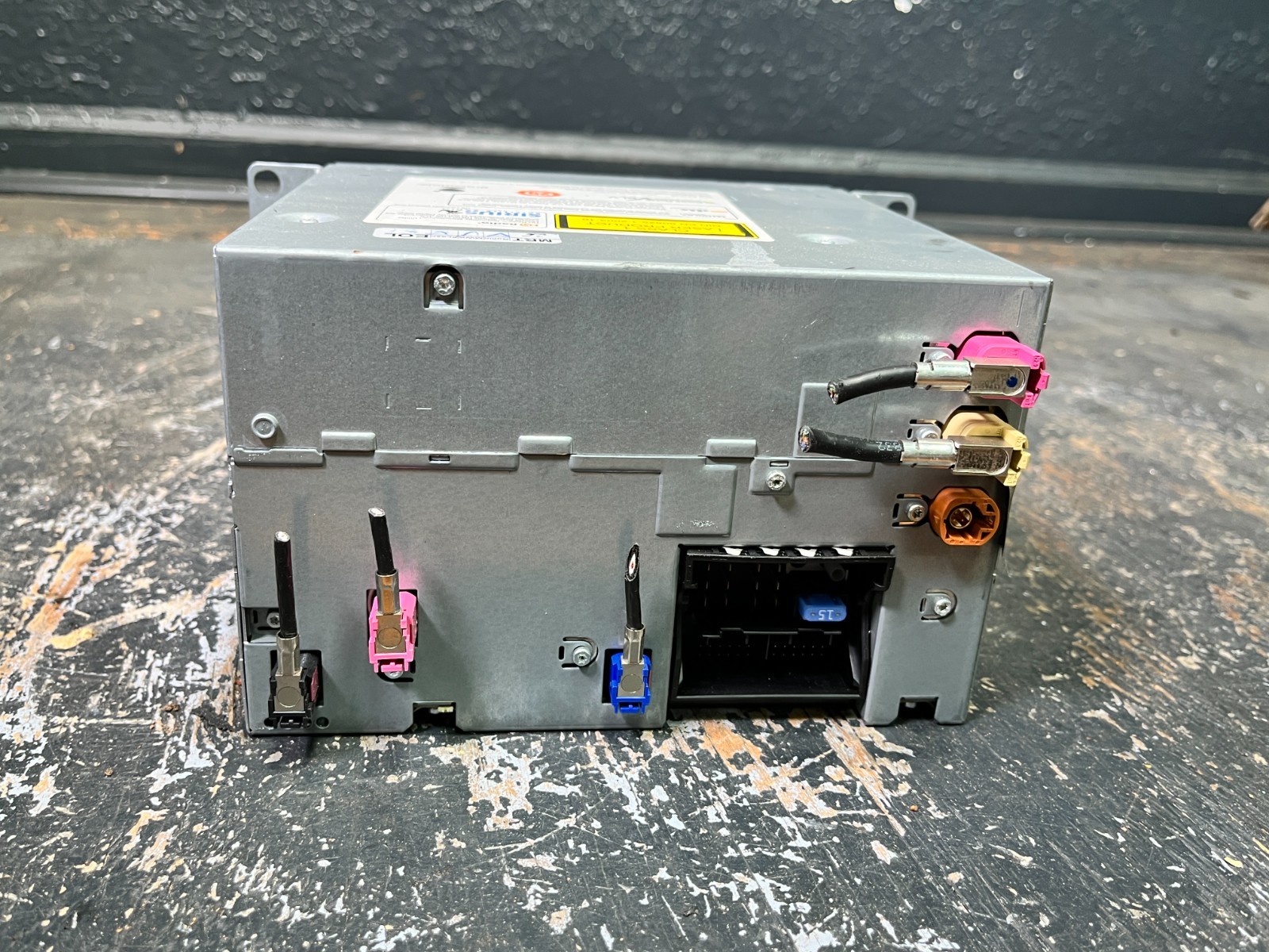 2009-2013 BMW F10 NAVIGATION UNIT CD PLAYER RECIEVER OEM *May need programming