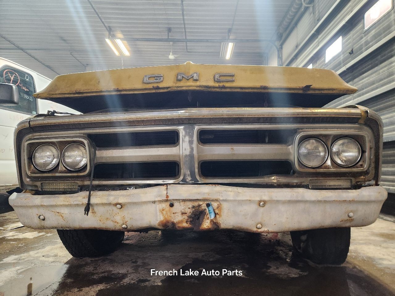 A/M Radio Untested Fits 1972 GMC 2500 PICKUP 1304006
