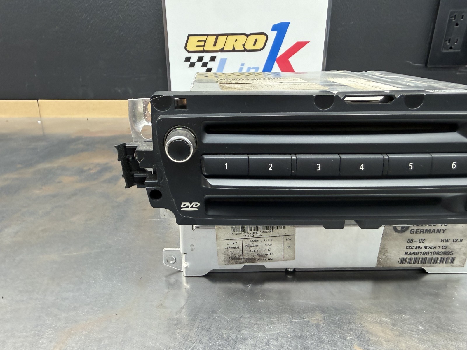 06-08 BMW E90 E92 E93 335 M3 CCC Navigation Headunit CD DVD FM Radio Tuner OEM