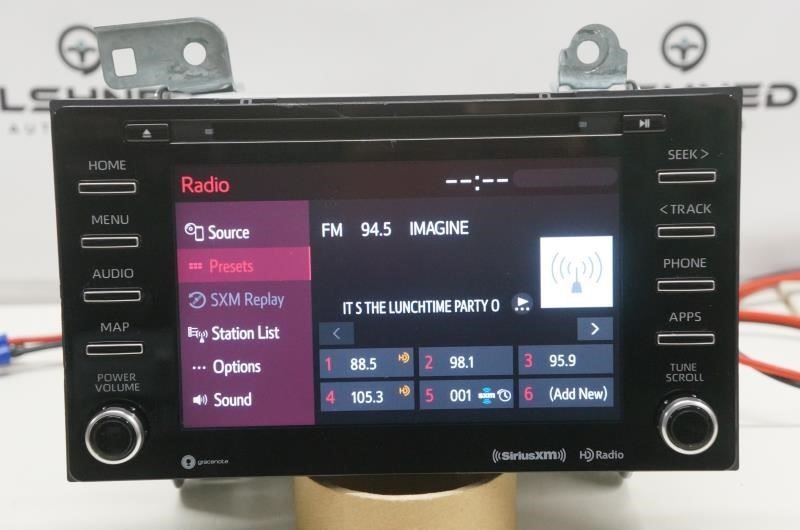 2020 Toyota Sienna Audio CD Screen Display Radio Receiver 86140-08170 OEM