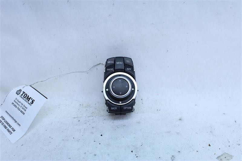RADIO BMW 135i 335i X5 X6 X6M 10 11 12 13 14 1123517
