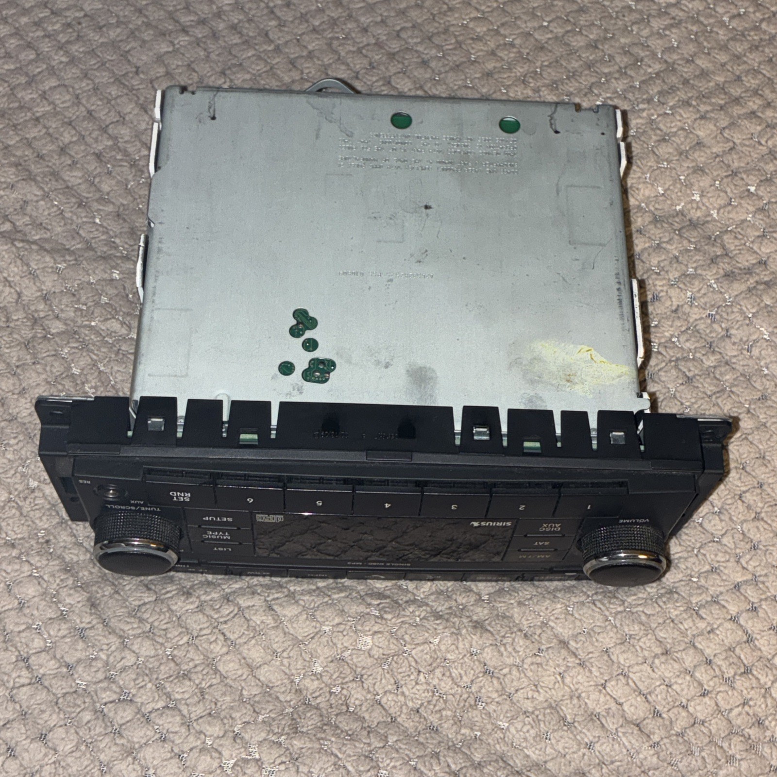 2008-2013 Daimler Chrysler Dodge P68021159AE OEM Radio/Stereo CD MP3 Player Car
