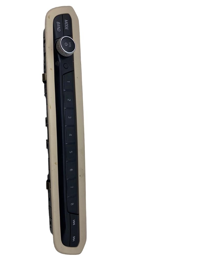 2019 – 2021 BMW 330i G20 OEM FRONT DASH RADIO CONTROL PANEL | BEIGE 7949460