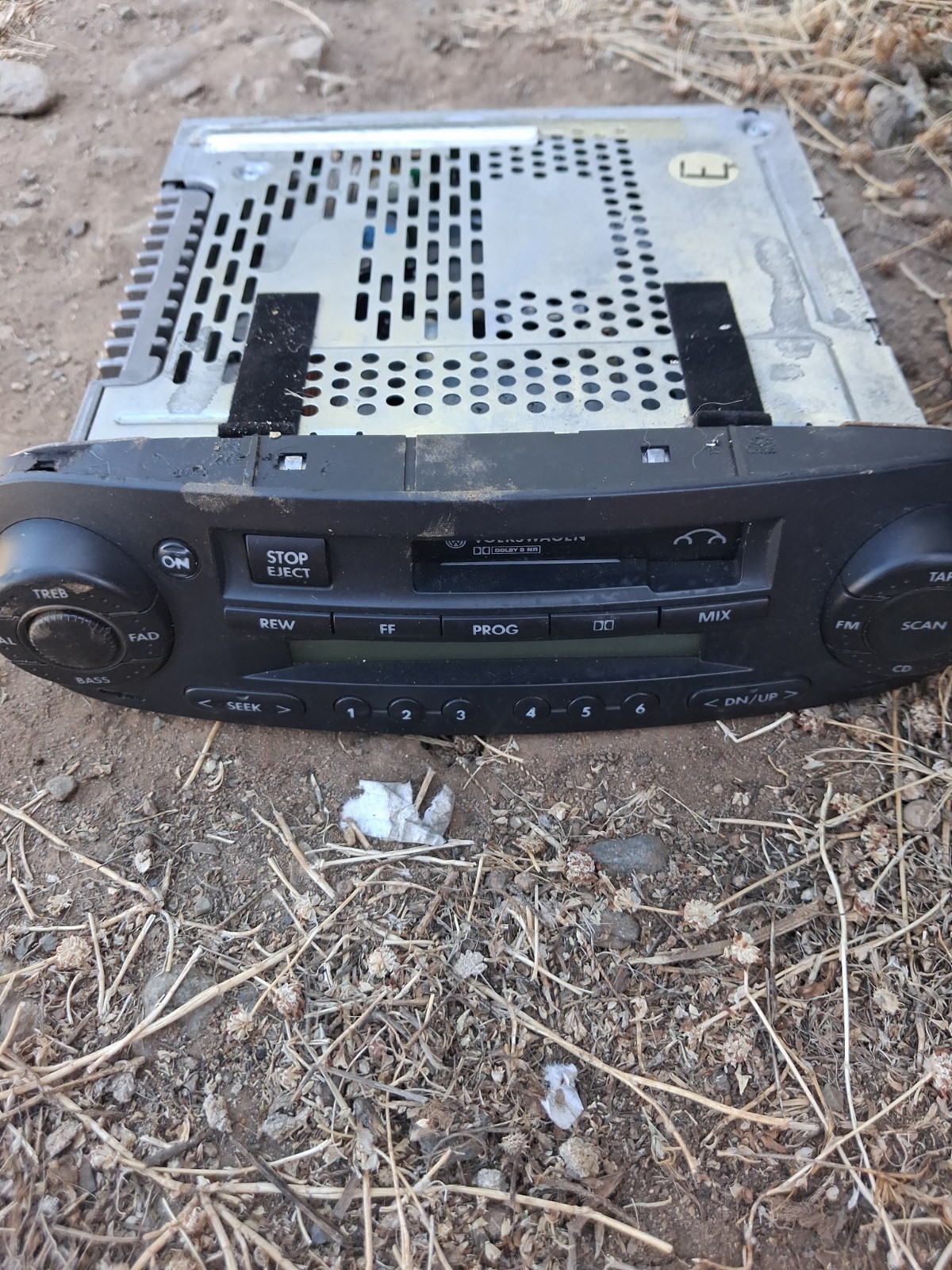 VW Beetle Cassette Radio Stereo Head Unit OEM Volkswagen Bug Player PU-1667A