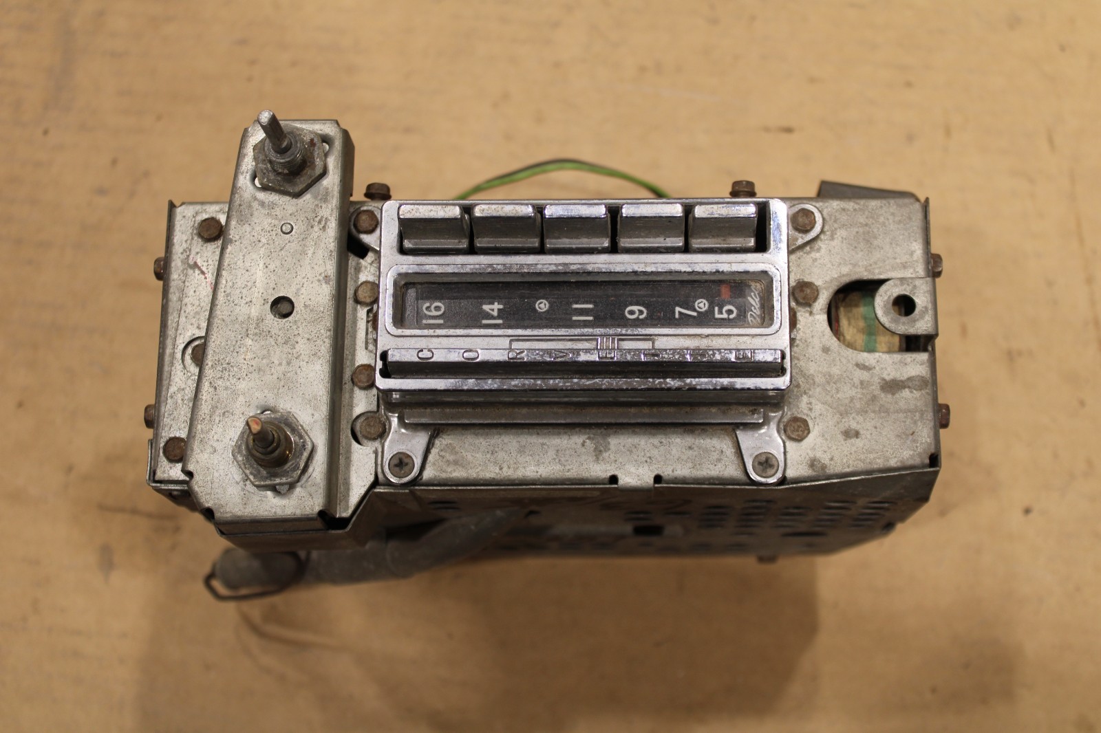 1963 Corvette Original AM Only Wonderbar Radio CORE! Early 63 Split Window