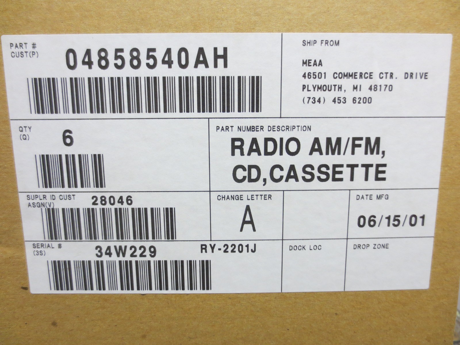 NEW OEM DODGE JEEP CHRYSLER AM FM Radio Cassette CD Player P04858540AH 4858540