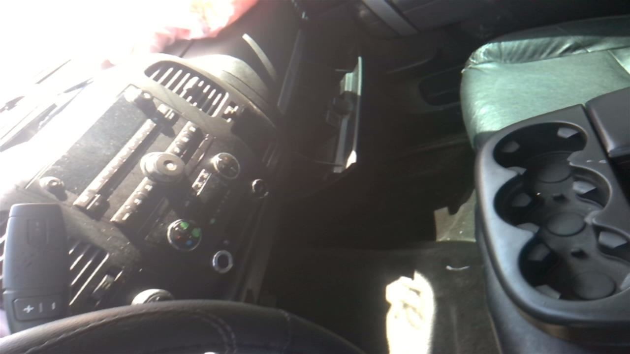 Audio Equipment Radio AM-FM-CD-MP3-USB Fits 11-21 EXPRESS 2500 VAN 29352619
