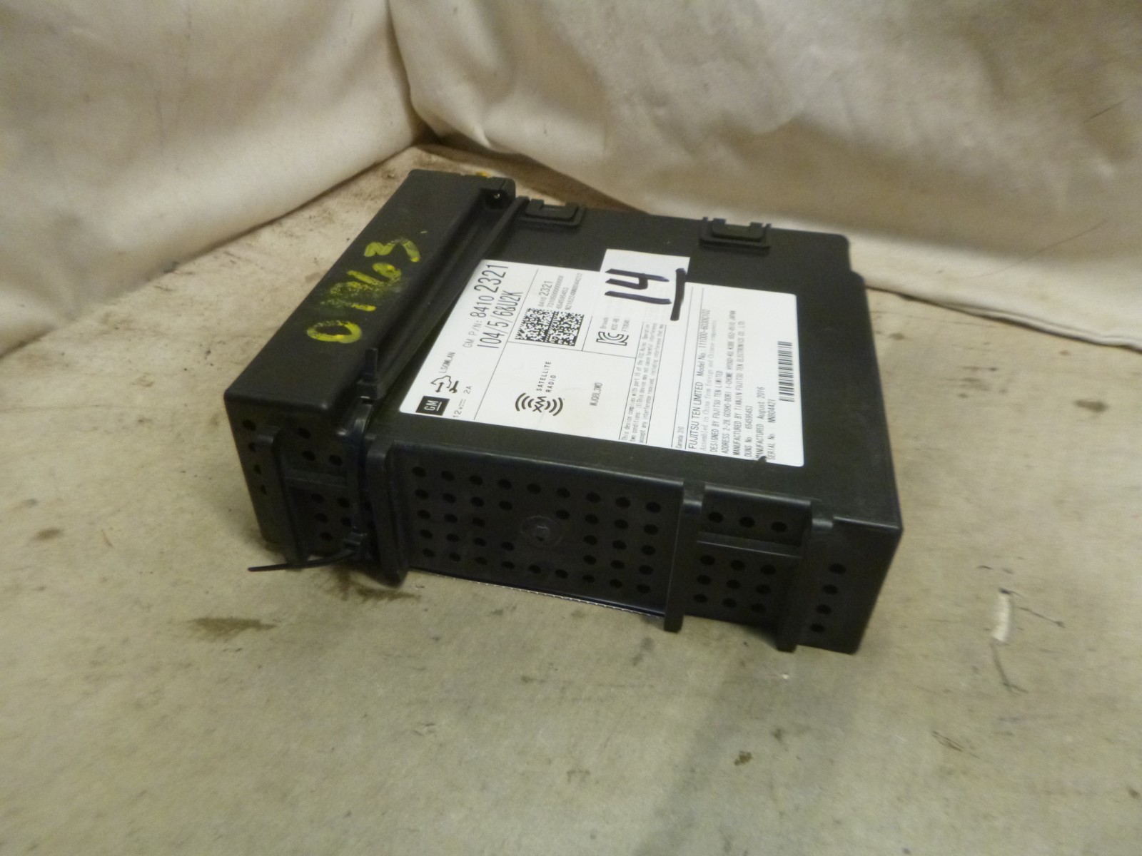17 18 19 20 21 Chevrolet Camaro Radio Receiver 84102321 B14